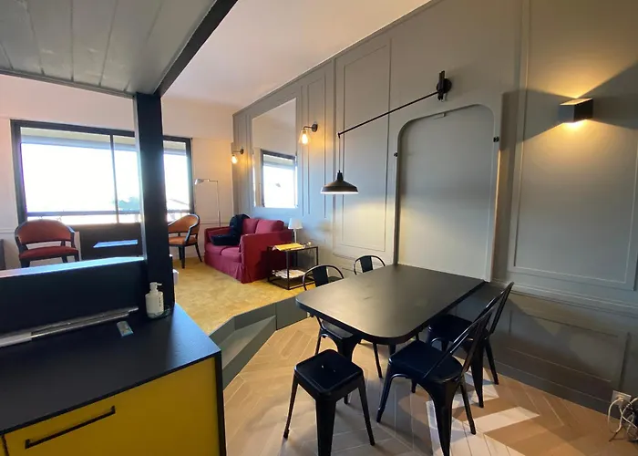 : Duplex Face Plage, Centre-ville, Wi-fi, Parking - Fr-1-319-500 アパート *